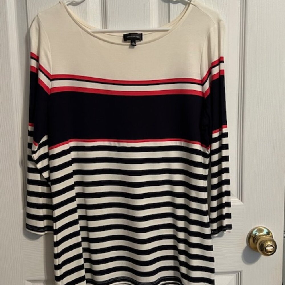 The Limited - navy and coral top